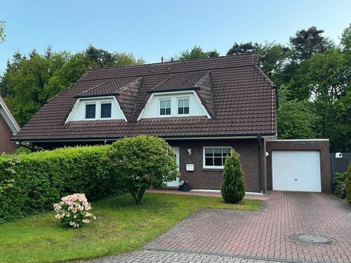 Foto - Wohnen am Waldrand: Doppelhaus in Sandkrug