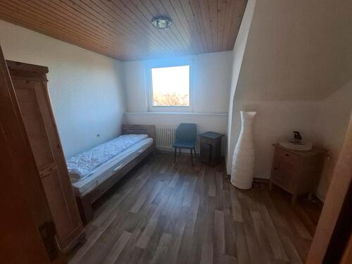 Foto - Zimmer zu Vermieten - 25,00&nbsp;EUR Kaltmiete, ca.&nbsp; 25,00&nbsp;m&sup2;