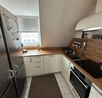 Teilmöblierte 4,5 Zimmer Etagenwohnung + Balkon und 2 Stellplätze - Neustadt an der Donau