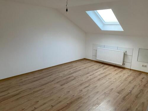 Foto - Dachgeschoswohnung - 600,00 EUR Kaltmiete,
