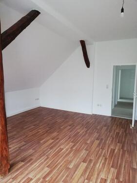 Foto - 3-Zimmer Wohnung - 490,00&nbsp;EUR Kaltmiete, ca.&nbsp; 86,00&nbsp;m&sup2;