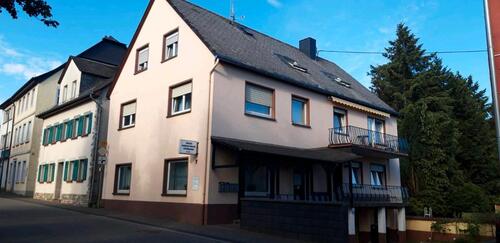 Foto - Mehrfamilienhaus zu Verkaufen in Bausendorf