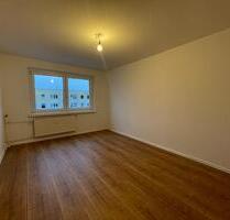 Frisch renovierte 3-Zimmer-Wohnung mit 2 Balkonen - Eberswalde