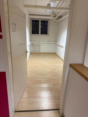 Foto - Büro- und Lagerräume zu vermieten – Grünbühl