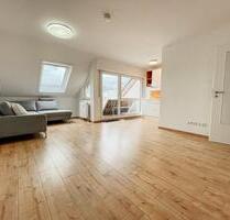 Helle 3-Zimmer Maisonnette-Dachgeschosswohnung (provisionsfrei) - Marbach am Neckar