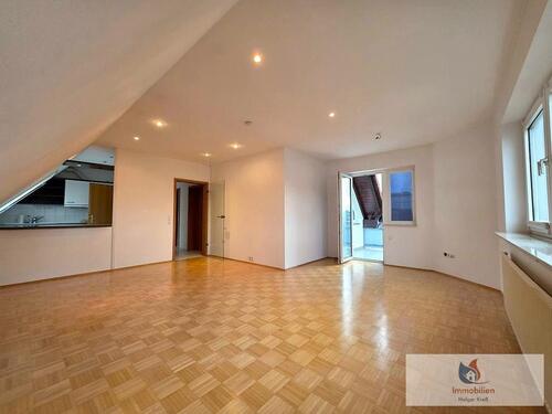 Foto - Großzügig wohnen - 2 Zimmer Maisonette - Etagenwohnung in Hanau Steinheim mit Balkon und Garage