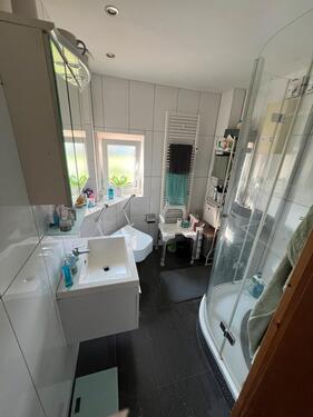 Foto - Wohnung ab 01.11 - 550,00 EUR Kaltmiete,