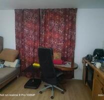 Möblierte 1-Zimmer-Wohnung ca. 23 m² ab 1. Oktober – Köln Süd