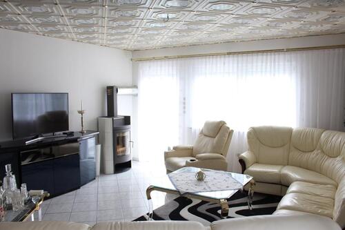 Foto - 12 Zimmer Mehrfamilienhaus, Wohnhaus zum Kaufen in Untermeitingen