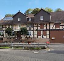 Mehrfamilienhaus mit Zimmern, Gastro und Wohnungen - Witzenhausen Dohrenbach
