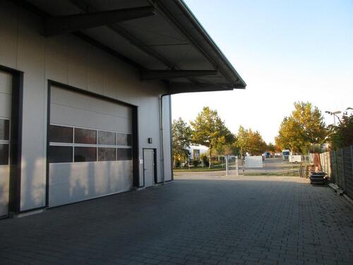 Foto - Gewerbehalle Halle Lagerhalle mit Büroeinheit