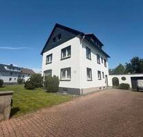 Gepflegtes Zweifamilienhaus mit Eigentumsgrundstück von Privat - Hameln Kernstadt
