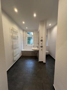 Foto - MODERNES ZUHAUSE MIT STIL - 2 Zimmer, große EBK & schönes Bad