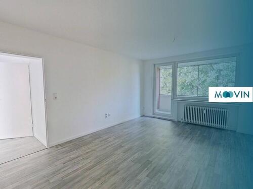 Foto - Frisch renovierte 3-Zimmer-Wohnung mit BALKON und modernem TAGESLICHTBAD