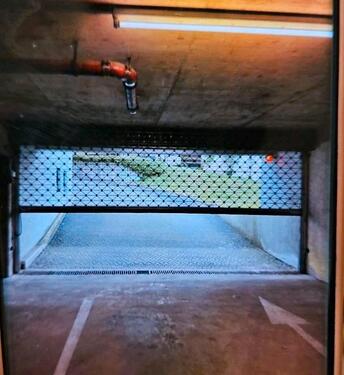 Foto - Tiefgaragenstellplatz Garage Autogarage zu vermieten