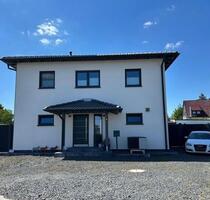 Traumhaus im Stadtvilla-Stil mit schönem Garten - Ebersdorf bei Coburg