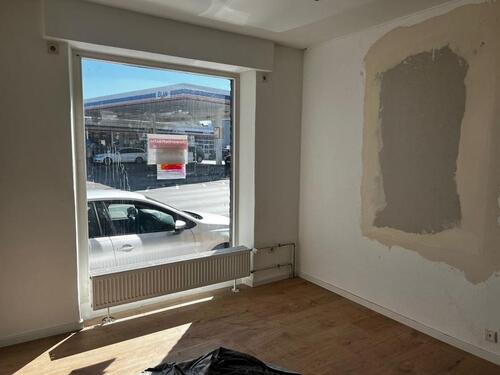 Foto - Neusaniertes Gewerbeobjekt in Toplage von Bad Camberg – 55 m² vie