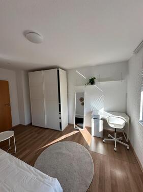 Foto - Möbliertes WG-Zimmer in Stuttgart