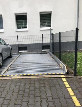 Foto - PKW-Stellplatz - 100,00 EUR Miete,