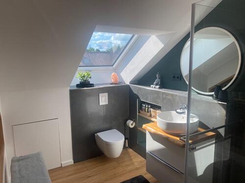 Foto - Einfamilien Reihenendhaus, 6Z, Garten und Garage