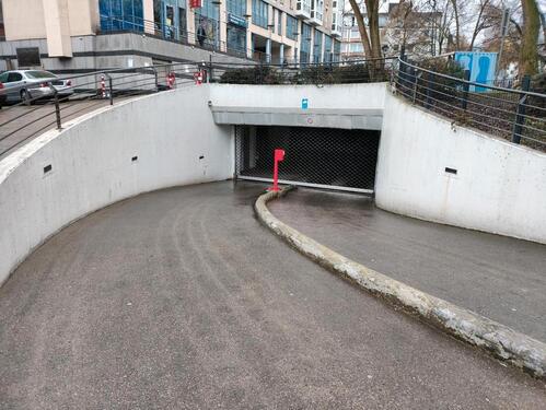Foto - Tiefgaragenstellplatz Stellplatz in der Essener Innenstadt
