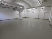 Foto - Beheizte Lagerfläche 108 m² mit Rampe & elektrischem Rolltor – ab
