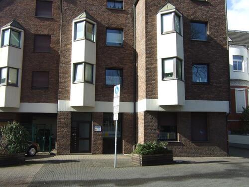 Foto - WohnBüroräume mit bis zu 8 Stellplätzen in bester