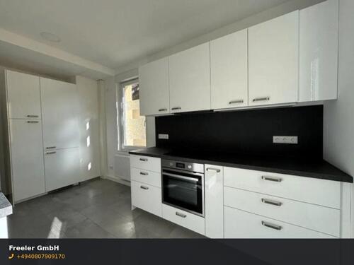 Foto - Helle 3 Zimmer Wohnung mit Einbauküche und Balkon in Wandsbek