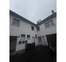 OG Wohnung in Sinn - 860,00&nbsp;EUR Kaltmiete, ca.&nbsp; 70,00&nbsp;m&sup2; in Ehringshausen (PLZ: 35630)