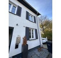 5-Zimmer Penthouse-Wohnung mit Dachterrasse am Stadtpark (WG tauglich) - München Am Hart