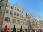 Foto - Mitten in der Ciy - mit Balkon und Einbauküche !!