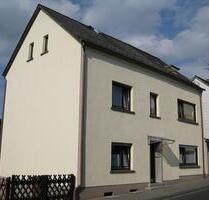 Höhr-Grenzhausen EG 2ZKB, PKW-Stellplatz, Balkon, Garten, Keller