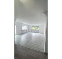 Helle-neu renovierte Wohnung in Nieder-Mockstadt - Altenstadt