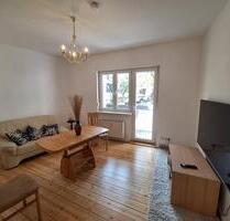 KOMPLETT 2-Zi-Altbau Whg mit Balkon fully furnished and equippe - Berlin Lichtenberg