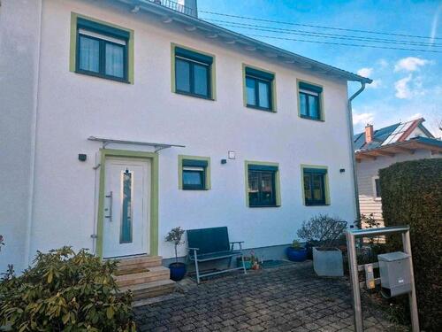 Foto - Haus DHH Nufringen Doppelhaushäfte Garage Garten