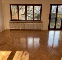 1 Raum-Wohnung mit Terrasse in GV, auch als Büro geeignet - Grevenbroich