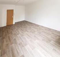 Sanierte 2-Raum-Wohnung mit 2 Balkonen - Chemnitz Kapellenberg