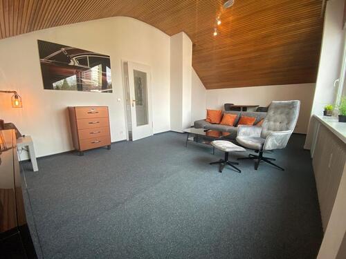 Foto - 3 Zimmer Dachgeschoßwohnung zur Miete in Sindelfingen