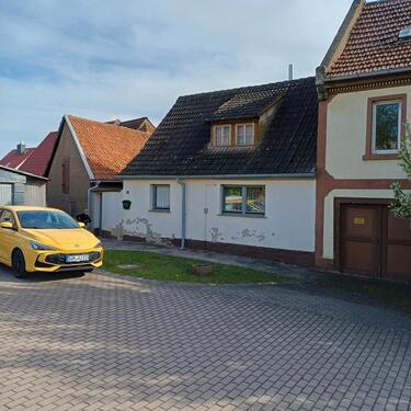 Foto - 7 Zimmer Einfamilienhaus zum Kaufen in Straußfurt