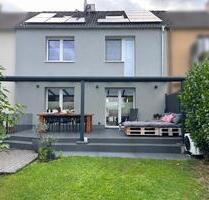 Umfangreich modernisiertes Reihenmittelhaus in Köln-Holweide