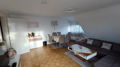 Foto - 3 Zimmer Dachgeschoßwohnung zur Miete in Stuttgart