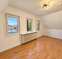Charmante 3-Zimmer-Dachgeschosswohnung im Herzen von Büdingen