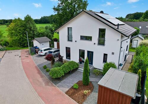 Foto - 5 Zimmer Einfamilienhaus in Breiholz