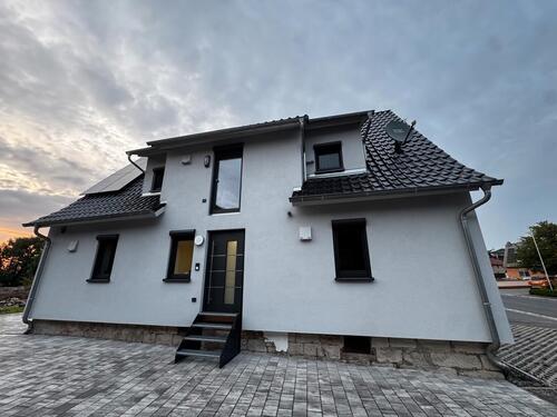 Foto - 1-2 Familienhaus Kfw 55 Wärmepumpe-Solar-Speicher-FBH Smart Home