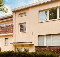 Mehrfamilienhaus in Berlin-Lankwitz-großes Grundstück,4Einheiten