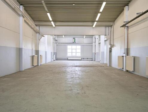 Foto - Lagerhalle mit Starkstrom und Lastenaufzug *DIREKT VOM EIGENTÜMER*