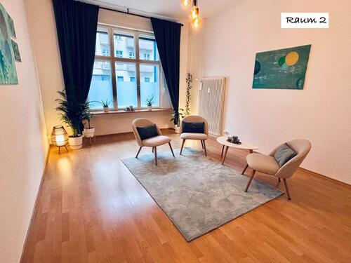 Foto - Großer sonniger Praxisraum - 160,00 EUR Kaltmiete,