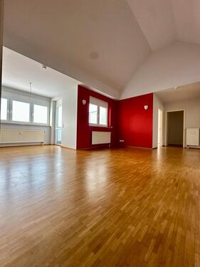 Foto - Helle, barrierefreie 3-Zimmer-Wohnung mit Balkon & Aufzug