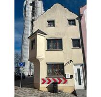 EFH in zentraler Lage Geisenhausens zur Miete