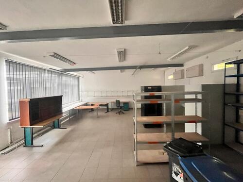 Foto - BüroLagerParxis St. Ingbert Elstersteinstrasse 36 zu vermieten